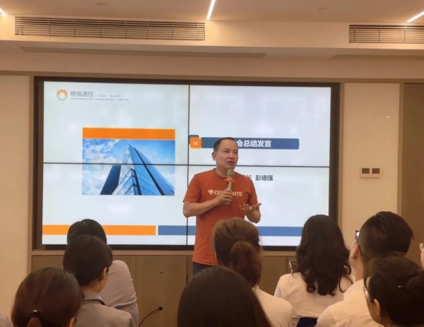 展翼通信設(shè)備服務(wù),手機批發(fā),湖南手機零售,常德電話繳費,常德上戶業(yè)務(wù) 展翼通信設(shè)備服務(wù),手機批發(fā),湖南手機零售,常德電話繳費,常德上戶業(yè)務(wù)